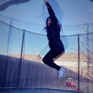 Meet your Posher, Ariel